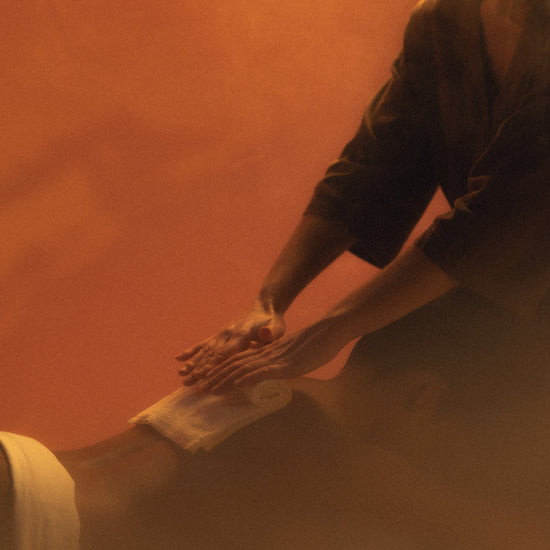 Cérémonie corporelle aromatique - AWŪ