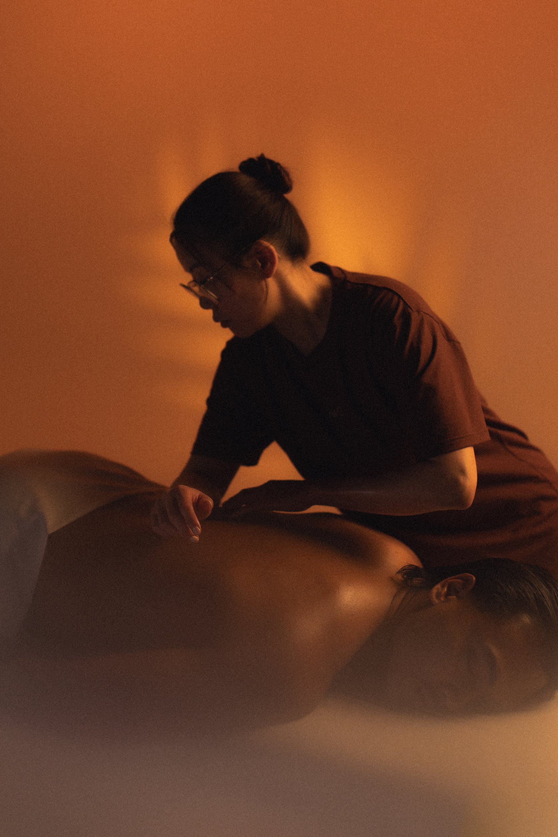 Massage lomi-lomi - AWŪ