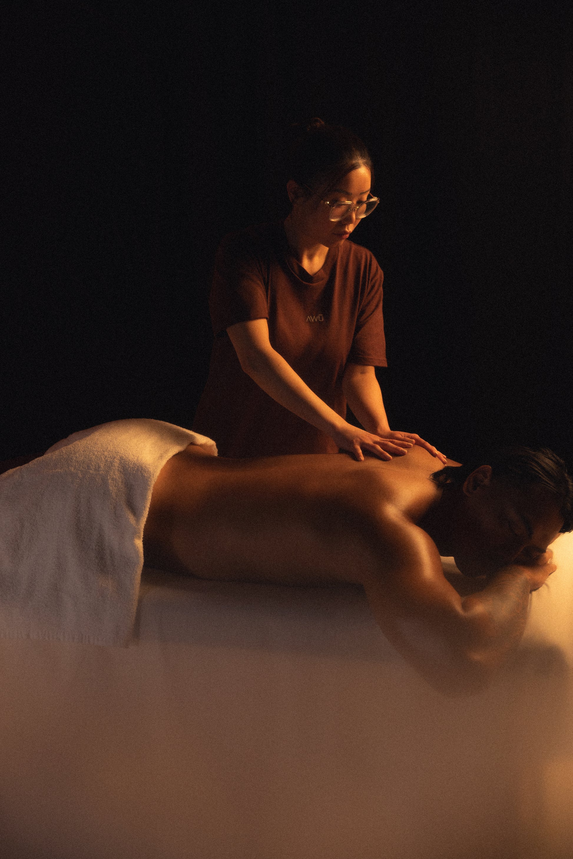 Massage californien - AWŪ