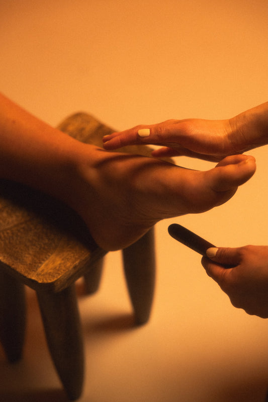 Massage thaï des pieds - AWŪ