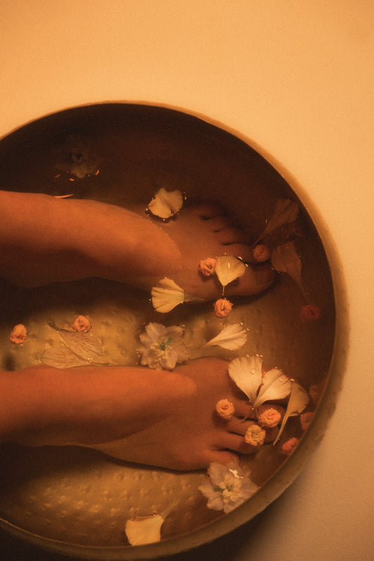 Pédicure longue durée - AWŪ