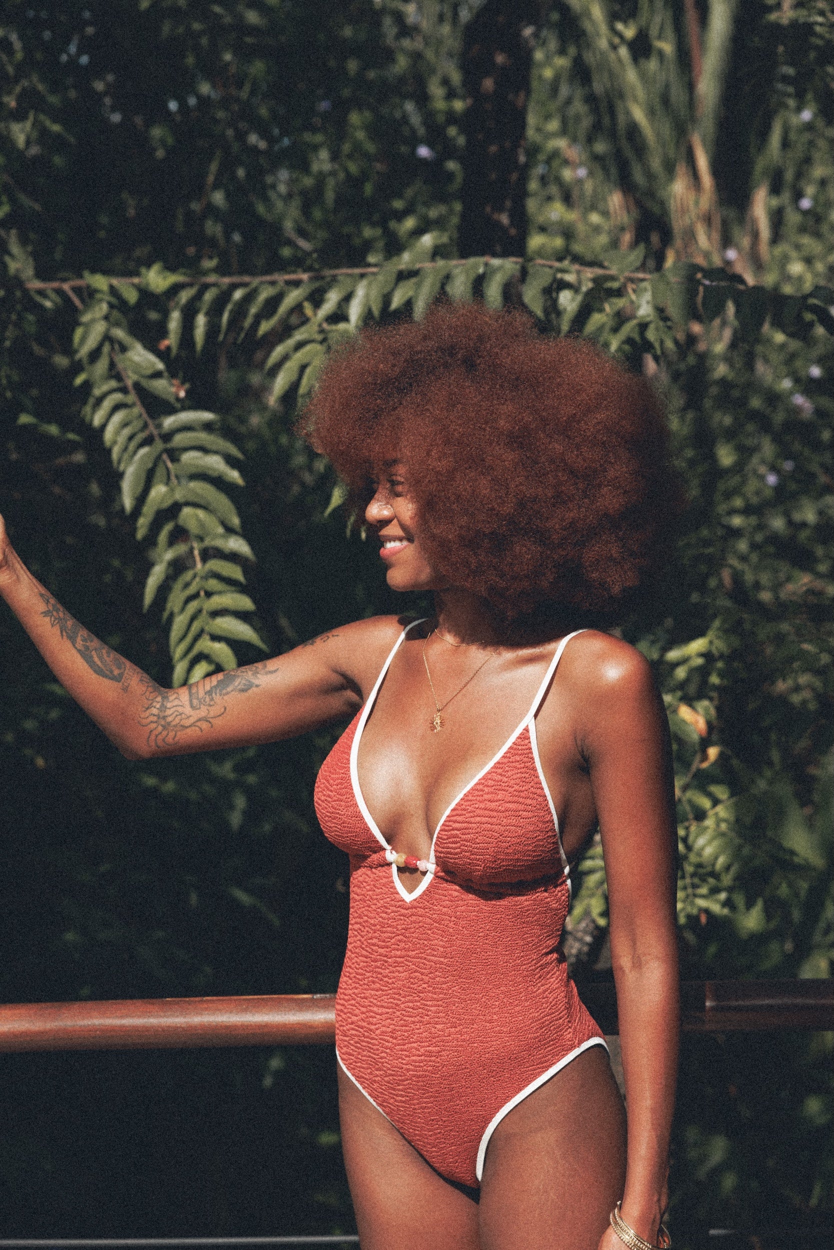 Maillot une-pièce plongeant - Terracotta - Boutique
